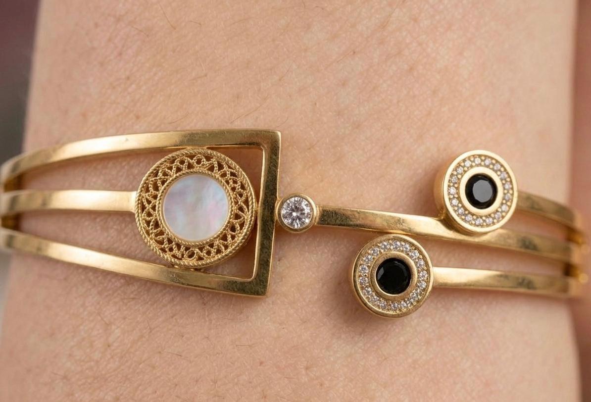 White And Black Stone Anti Tarnish Bracelet