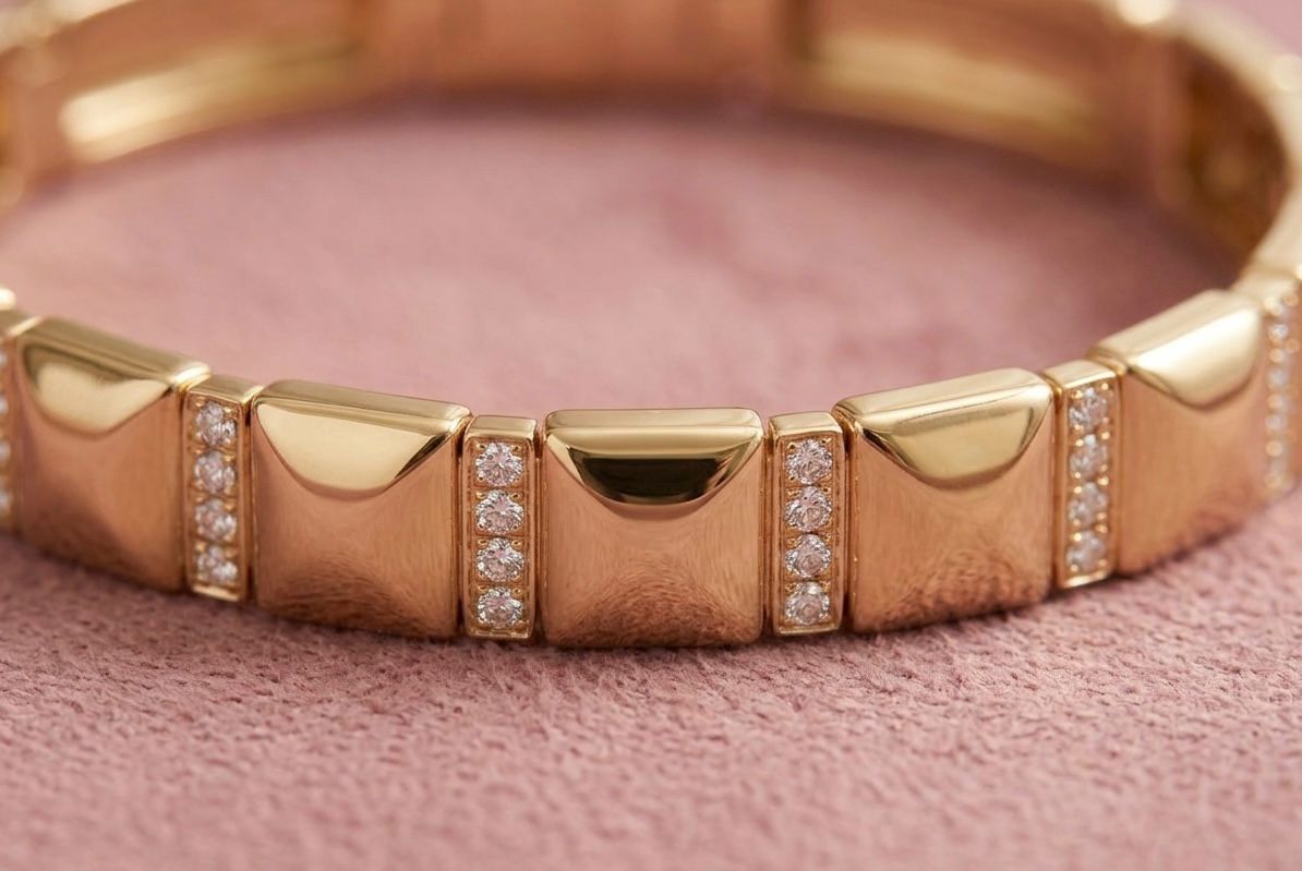Golden And Stone Pattern Anti Tarnish Bracelet