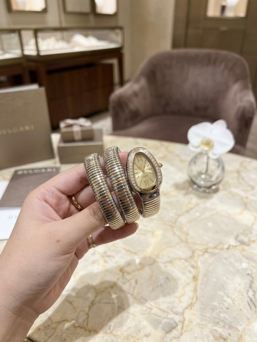 Double Color Snake Watch Bracelet With Light Yellow Dial