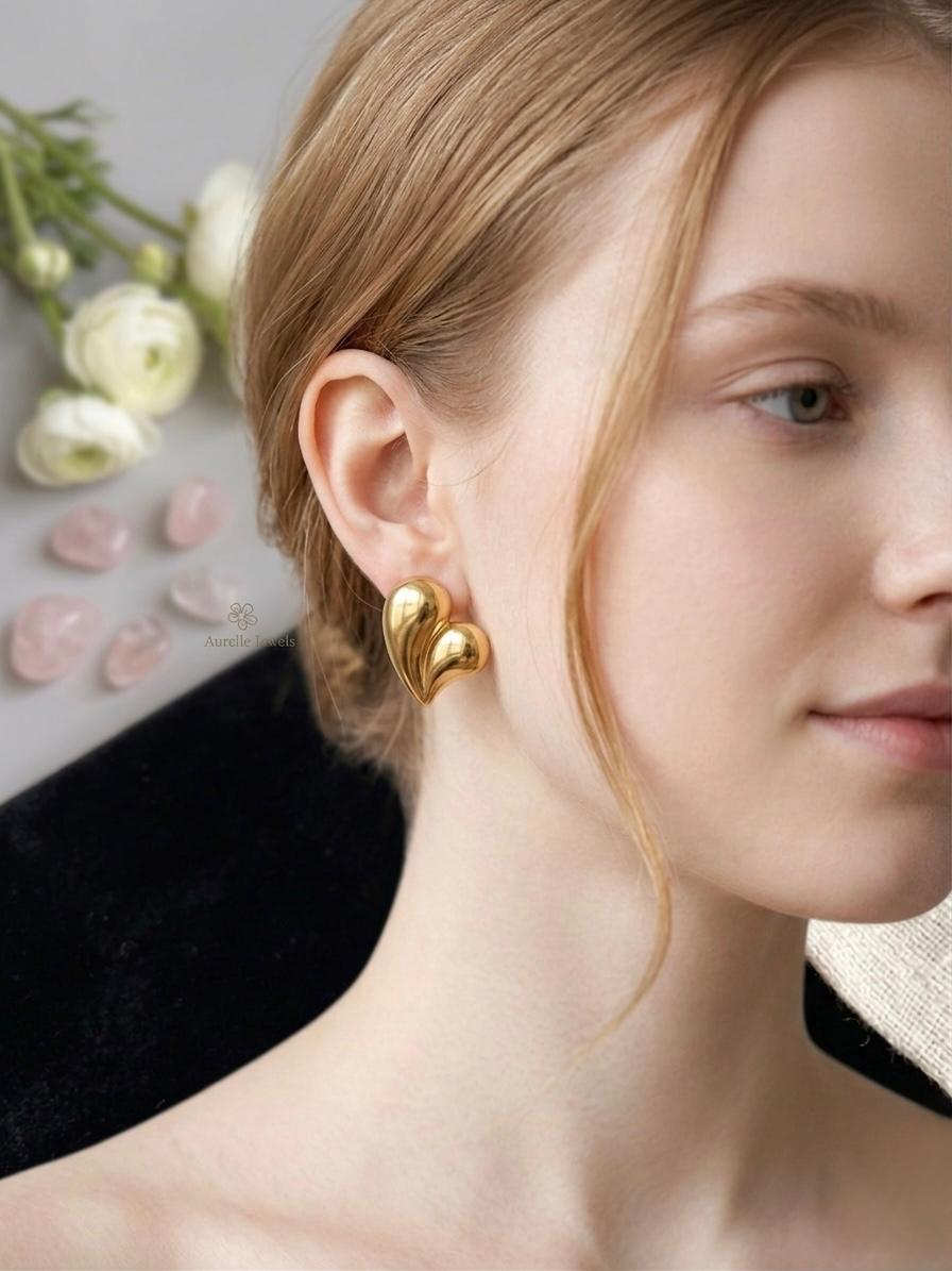 Heart Shaped Anti Tarnish Golden Studs
