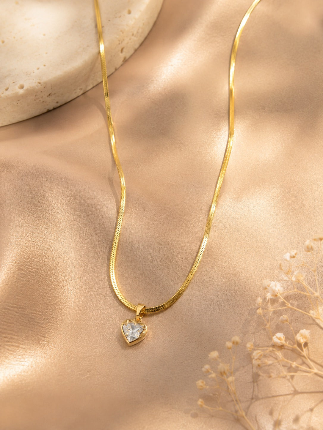 Heart With Stone Anti Tarnish Chain Pendant