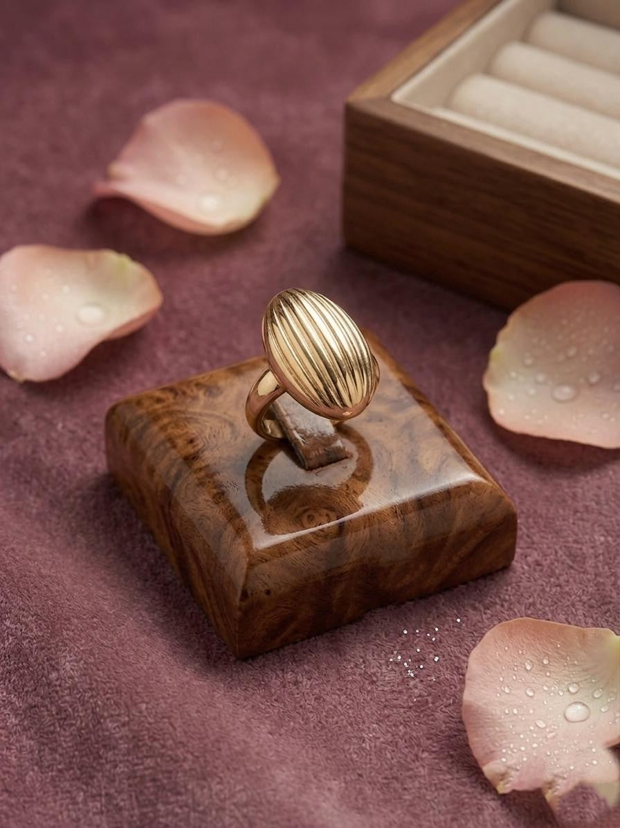 Anti Tarnish Gold Oval Shaped Ring