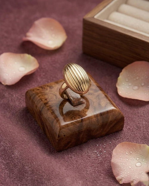 Anti Tarnish Gold Oval Shaped Ring