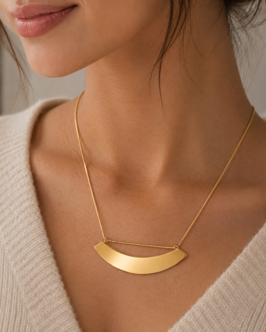 Premium Anti-Tarnish Curved Center Bar Necklace | Gold Fashion Jewelry
