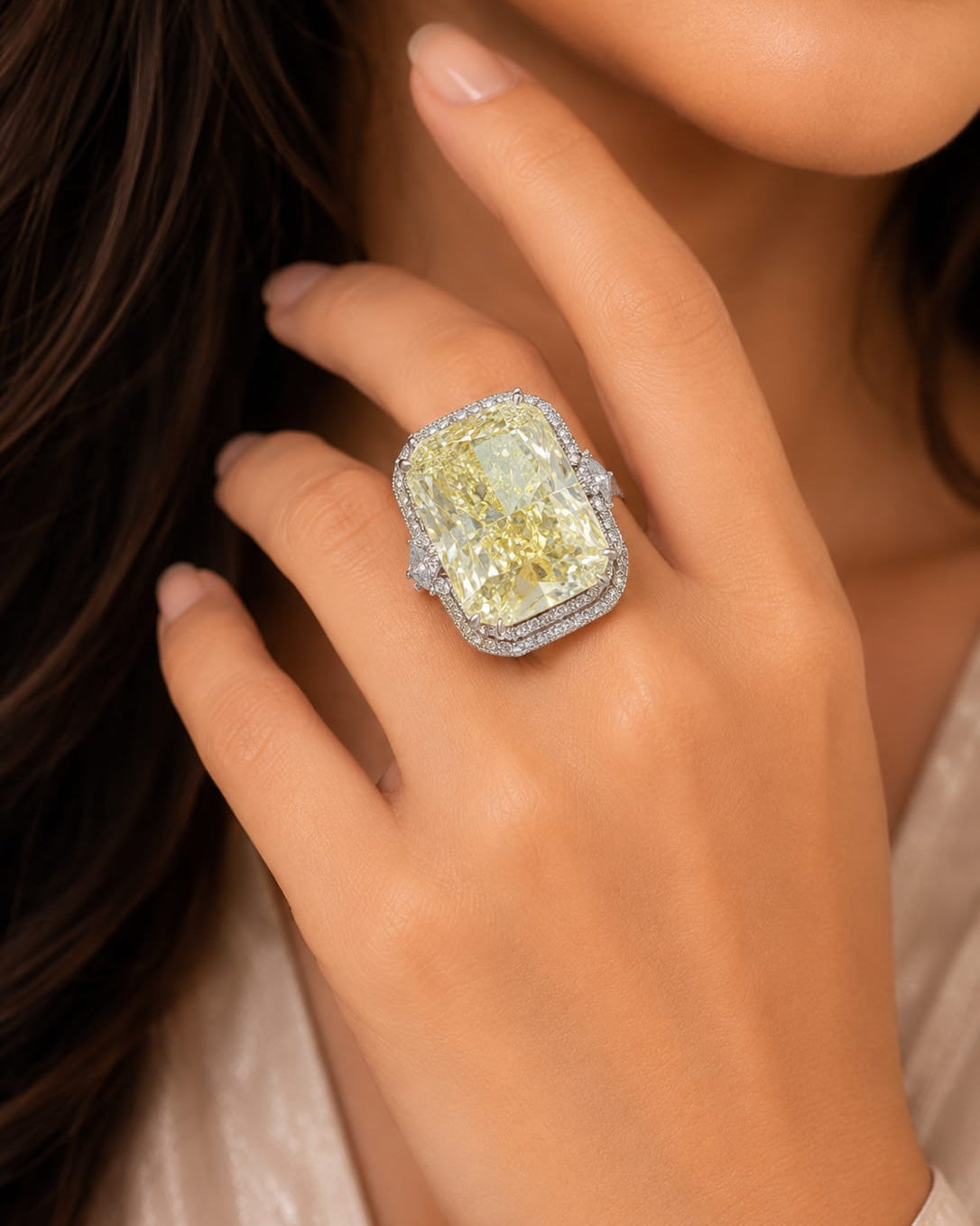 Celebrity Style Big Solitaire Stone Adjustable Ring for Women ⭐